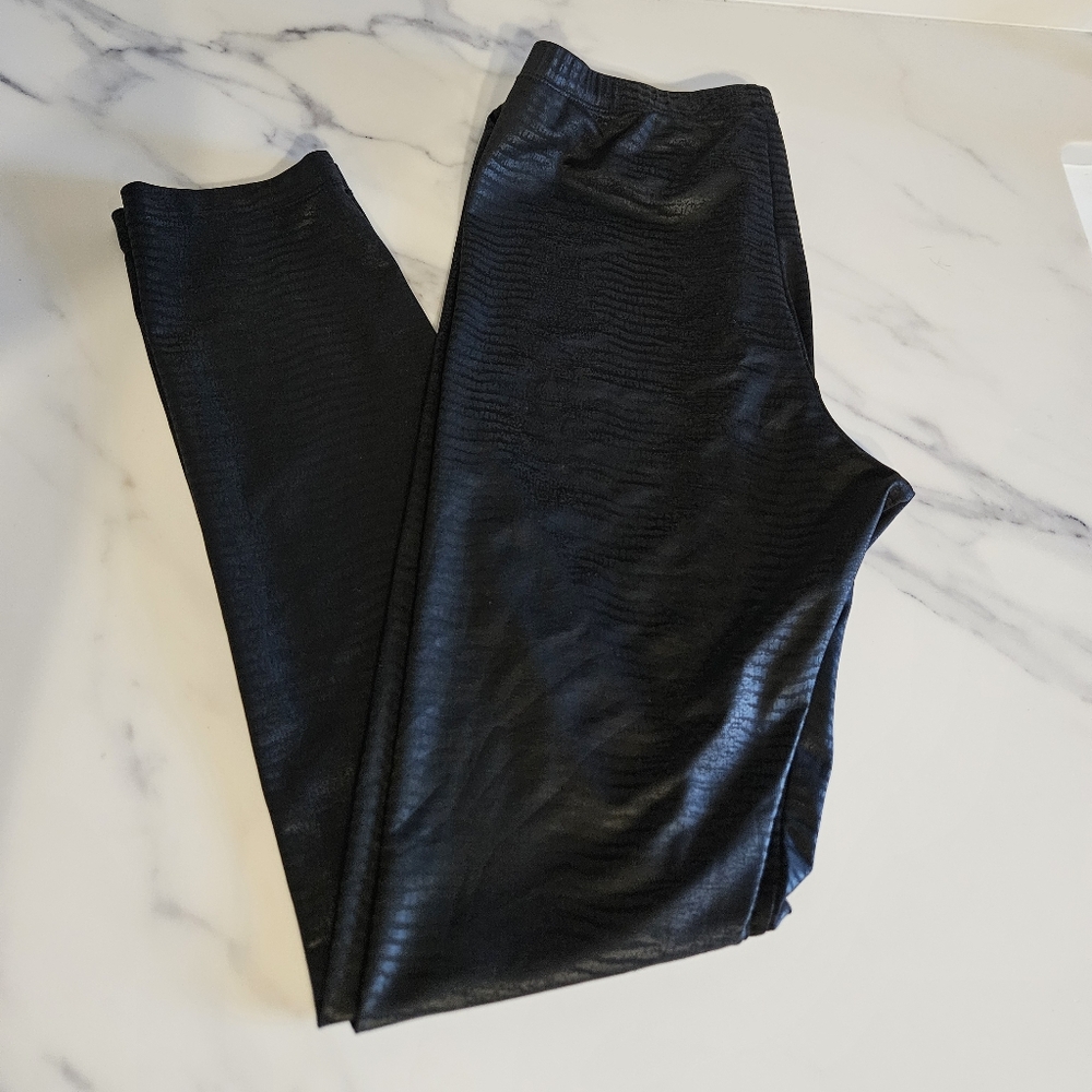 Gorgeous Black Textured Snakeskin Design Leggings - Sz Lg
